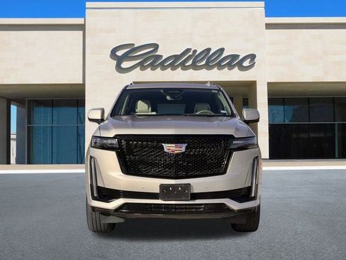 Certified 2023 Cadillac Escalade ESV Sport Platinum w/ LPO, Floor Liner Package image 9