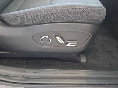 New 2026 Hyundai Ioniq 9 SE image 31