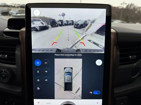 Used 2023 Ford F150 Lightning Lariat w/ Equipment Group 511A High image 31