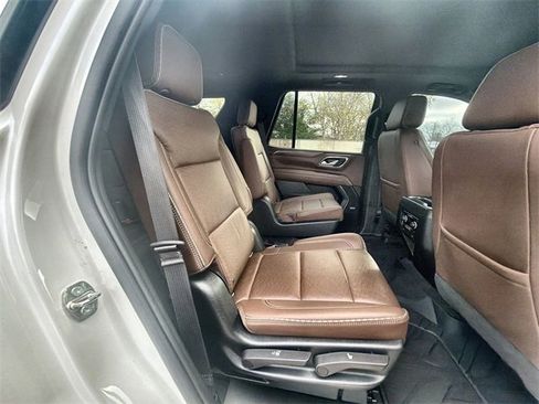 Certified 2022 Chevrolet Tahoe High Country w/ Premium Package image 26