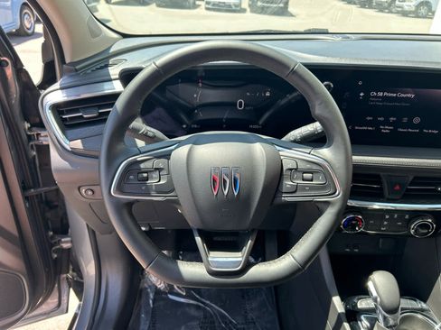 Used 2024 Buick Encore GX Sport Touring image 21