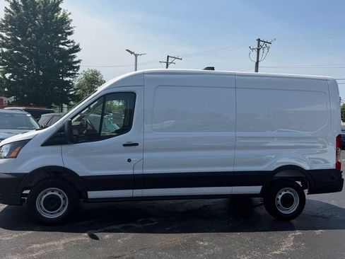 Certified 2026 Ford Transit 250 148 Medium Roof RWD image 5