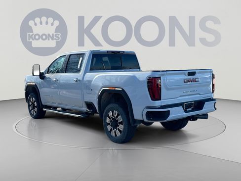 New 2026 GMC Sierra 2500 Denali w/ Denali Reserve Package AWD/4WD image 4