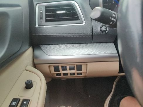Used 2019 Subaru Outback 2.5i Premium w/ Popular Package #2 AWD/4WD image 29
