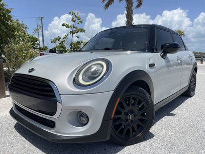 Used 2020 MINI Cooper 4-Door Hardtop w/ Storage Package