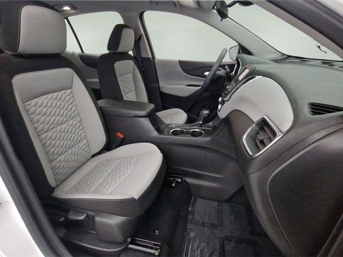Certified 2021 Chevrolet Equinox LS image 26