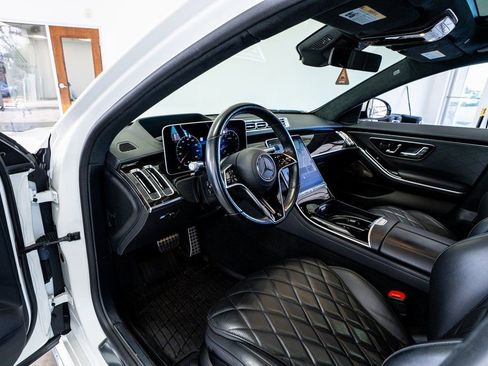 Used 2023 Mercedes-Benz S 580 4MATIC Sedan image 37
