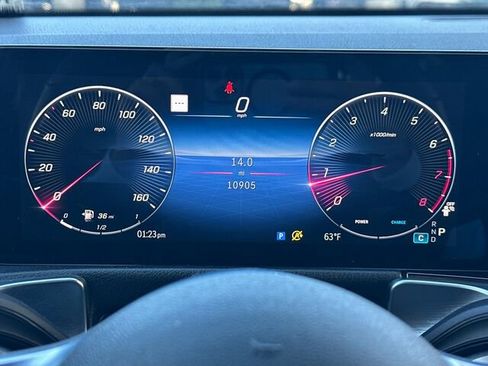 Certified 2024 Mercedes-Benz GLB 250 4MATIC w/ Exclusive Package image 32