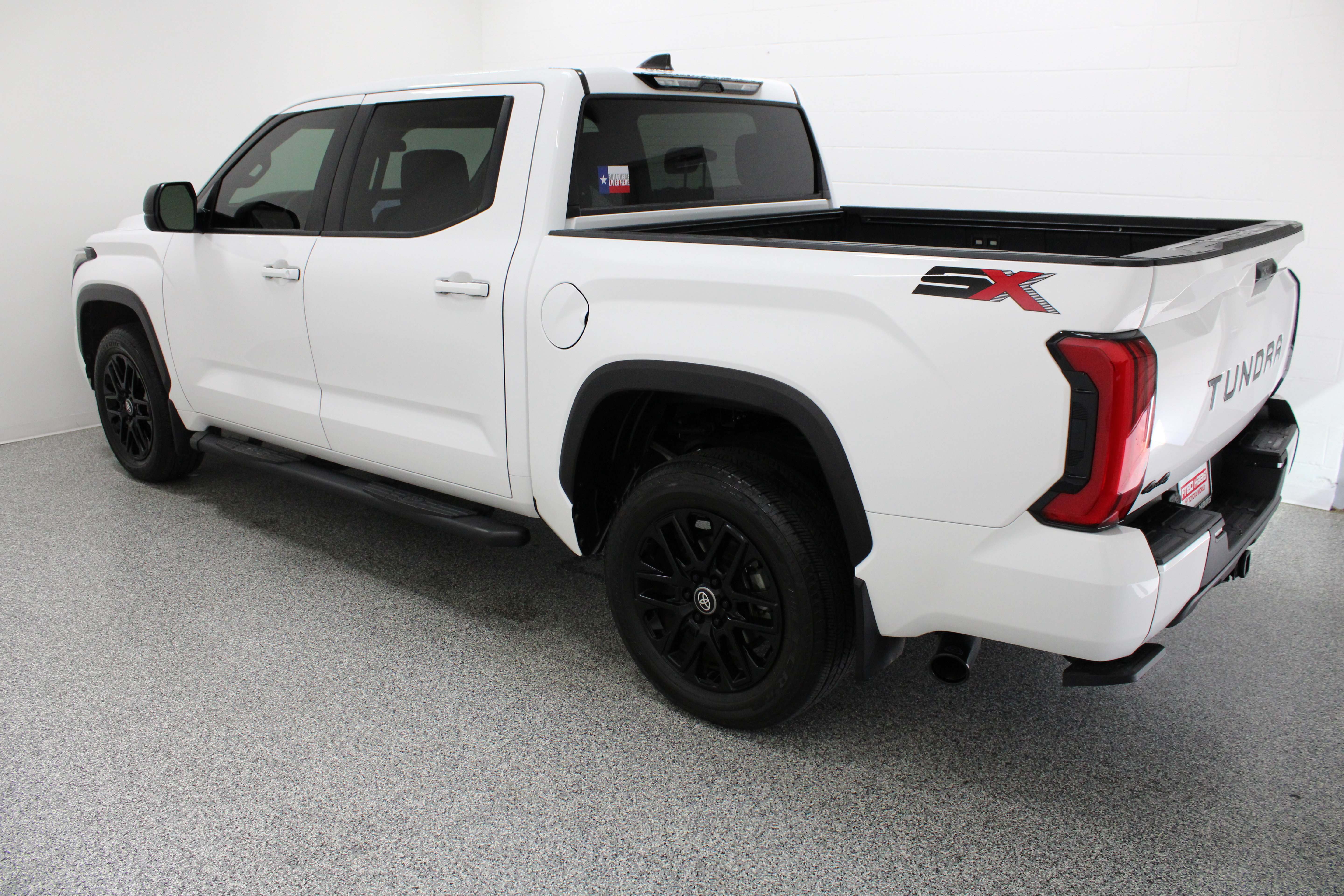 Used 2026 Toyota Tundra SR5 w/ SX Package AWD/4WD image 10