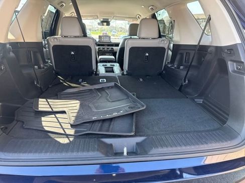 Used 2025 Honda Pilot EX-L image 17