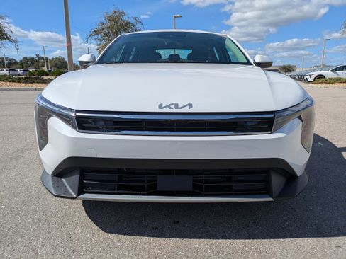 New 2025 Kia K4 EX image 3