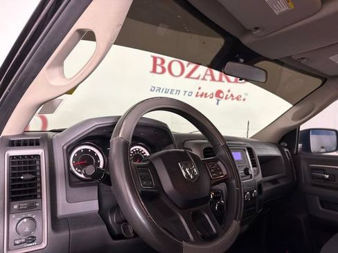 Used 2017 RAM 1500 Express RWD image 14