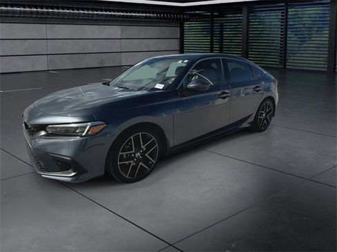 Used 2023 Honda Civic Sport Touring image 4