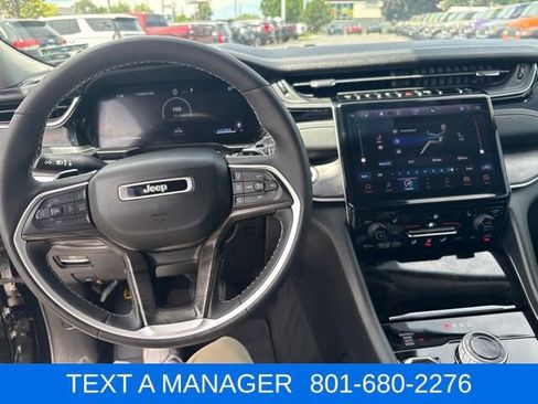 Used 2024 Jeep Grand Cherokee Limited AWD/4WD image 15
