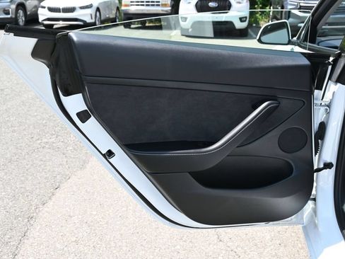 Used 2023 Tesla Model 3 Standard Range RWD image 42