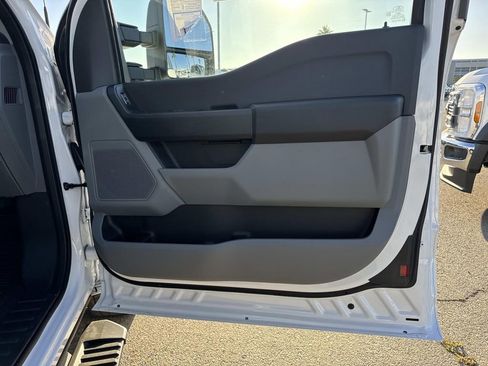 New 2026 Ford F350 XL w/ XL Chrome Package image 25