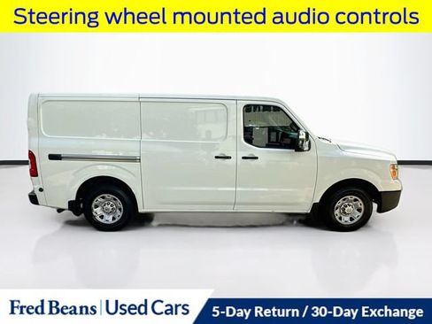 Used 2015 Nissan NV 2500 SV w/ Technology Package RWD image 10