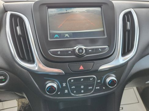 Used 2018 Chevrolet Equinox LT image 13