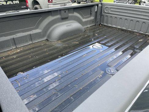 New 2026 RAM 3500 Laramie AWD/4WD image 24