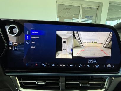 Used 2025 Chevrolet Equinox EV LT w/ Convenience Package