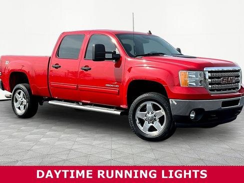 Used 2013 GMC Sierra 2500 SLE w/ SLE Preferred Package image 3