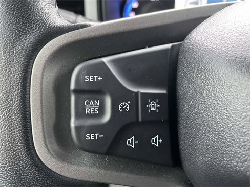 Used 2023 Ford Bronco Badlands image 27