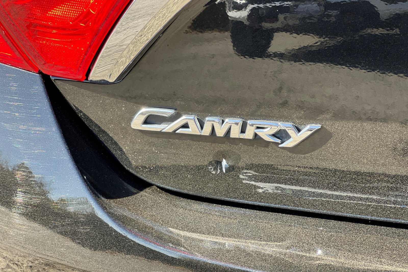 Used 2016 Toyota Camry LE FWD image 25