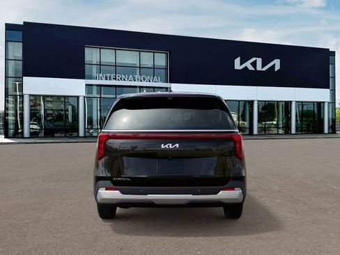 New 2026 Kia Carnival image 5