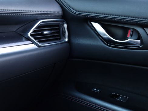 Used 2024 MAZDA CX-5 Carbon Edition image 14