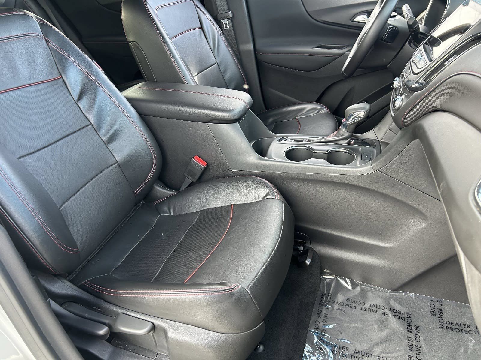Used 2022 Chevrolet Equinox RS w/ RS Leather Package FWD image 13