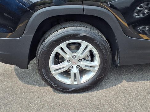 Used 2024 GMC Terrain SLE AWD/4WD image 26