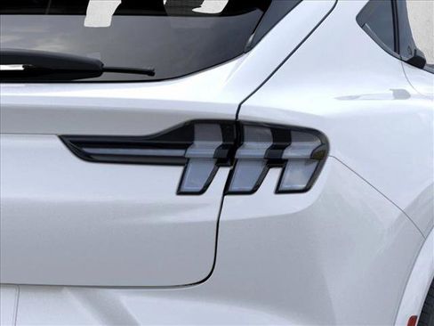 New 2026 Ford Mustang Mach-E GT AWD/4WD image 21