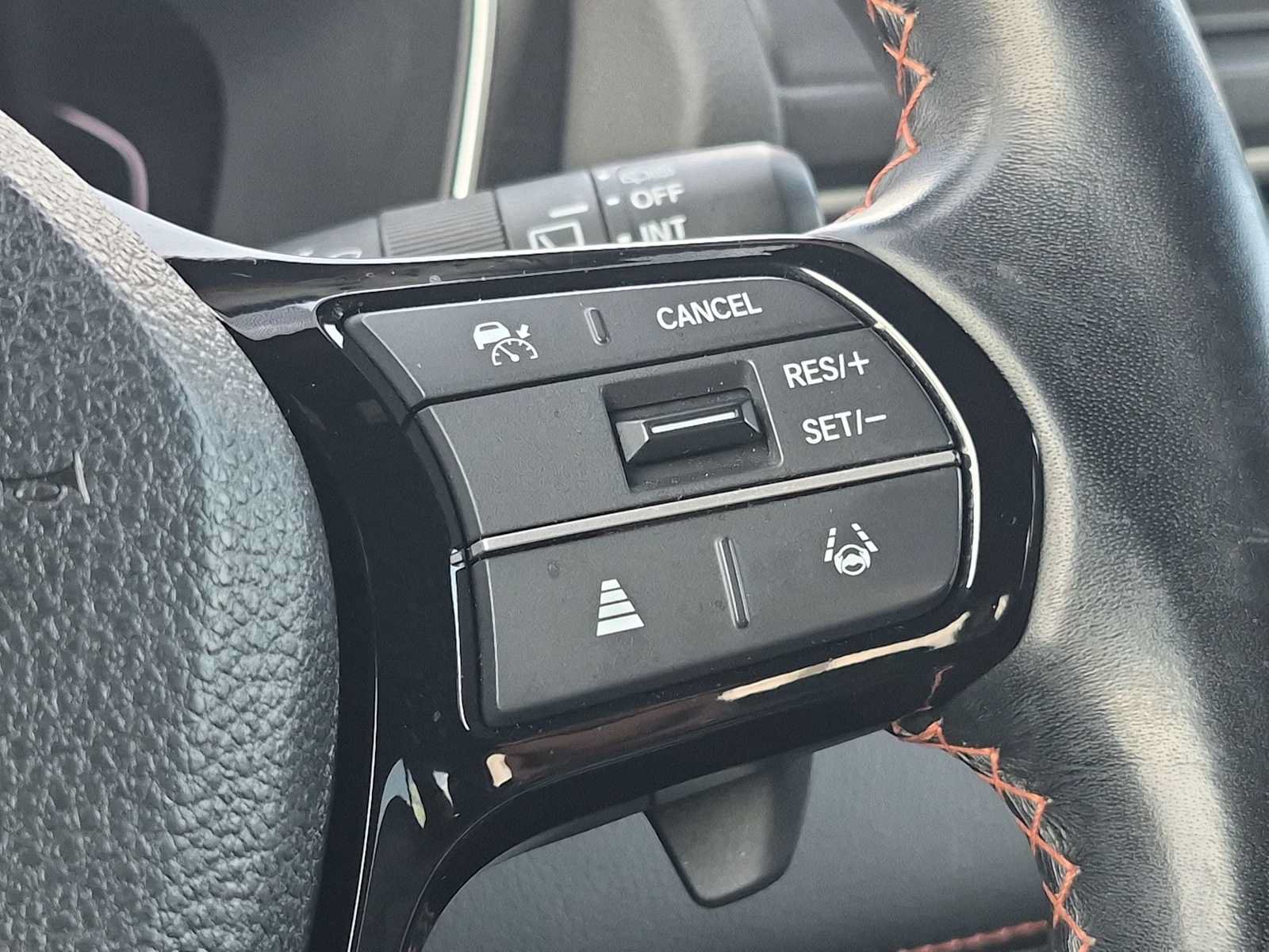 Certified 2024 Honda Pilot Sport image 22