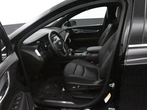 Used 2025 Cadillac XT5 Luxury FWD image 10
