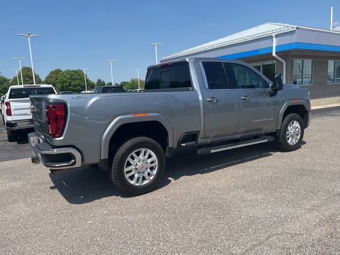 Used 2024 GMC Sierra 2500 SLE w/ SLE Value Package; AWD/4WD image 9