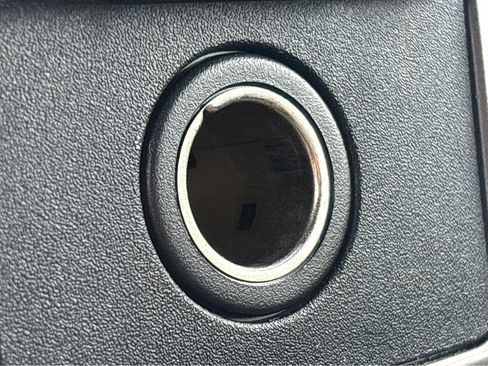 Used 2019 Ford Expedition XLT w/ Equipment Group 202A image 25