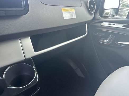 Used 2022 Mercedes-Benz Sprinter 3500 image 18