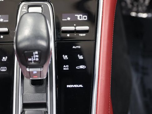 Used 2018 Porsche Panamera 4S Executive w/ Carbon Fiber Interior Package AWD/4WD image 40