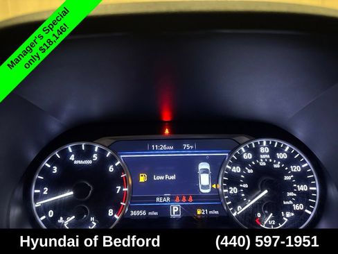 Used 2024 Nissan Sentra SV FWD image 14