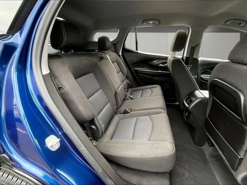 Used 2023 GMC Terrain SLE w/ Driver Convenience Package FWD image 25