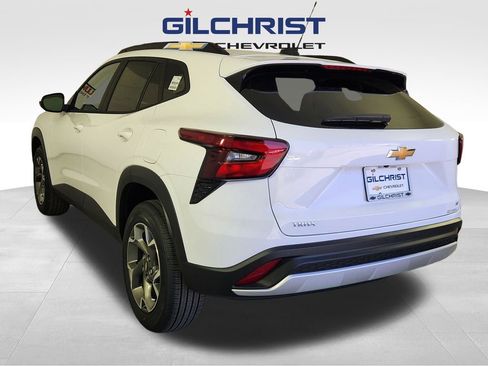 New 2026 Chevrolet Trax LT w/ Driver Confidence Package image 4