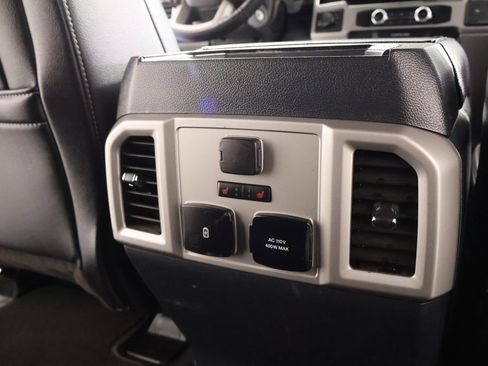 Used 2022 Ford F250 Lariat w/ Lariat Value Package image 16