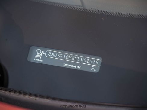 Used 2012 Jaguar XJ image 53