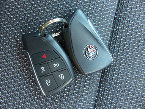 Used 2022 Buick Envision Preferred FWD image 48