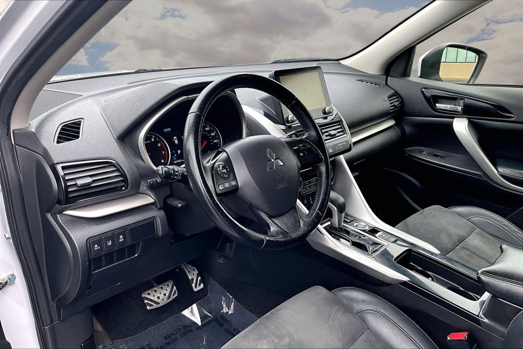 Used 2023 Mitsubishi Eclipse Cross SE AWD/4WD image 16