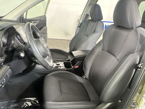 Used 2024 Subaru Forester Premium AWD/4WD image 19