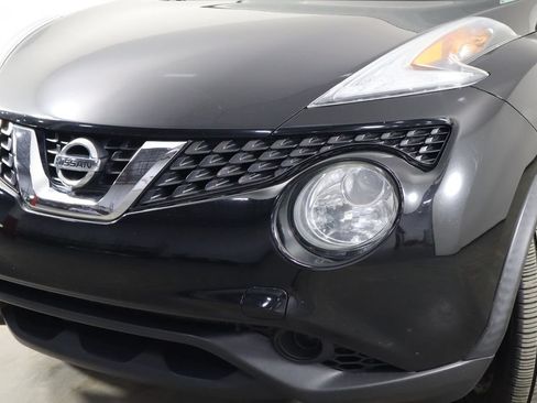 Used 2017 Nissan Juke SV FWD image 34