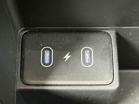 Used 2024 Hyundai Kona SEL w/ Convenience Package FWD image 5