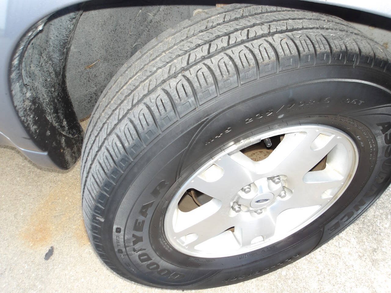 Used 2007 Ford Escape Limited FWD image 40
