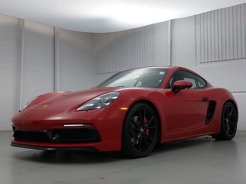 Used 2018 Porsche 718 Cayman GTS image 1